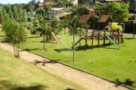Casa à venda com 5 quartos, sendo 3 suítes, no condomínio Estância Marambaia, Vinhedo - SP