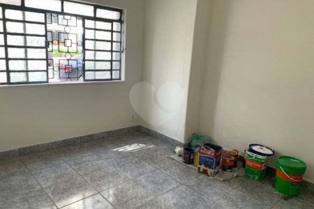Prédio à venda com 6 quartos em Santana, São Paulo, SP