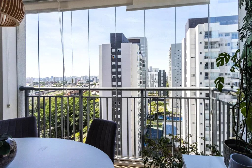 Apartamento à venda com 2 quartos, sendo 1 suíte, em Vila Anastácio, São Paulo, SP