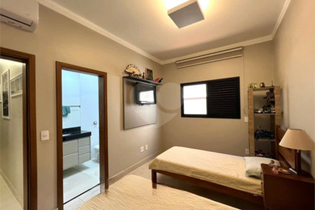 Casa à venda com 3 suítes no condomínio Praça dos Pássaros, Ribeirão Preto - SP