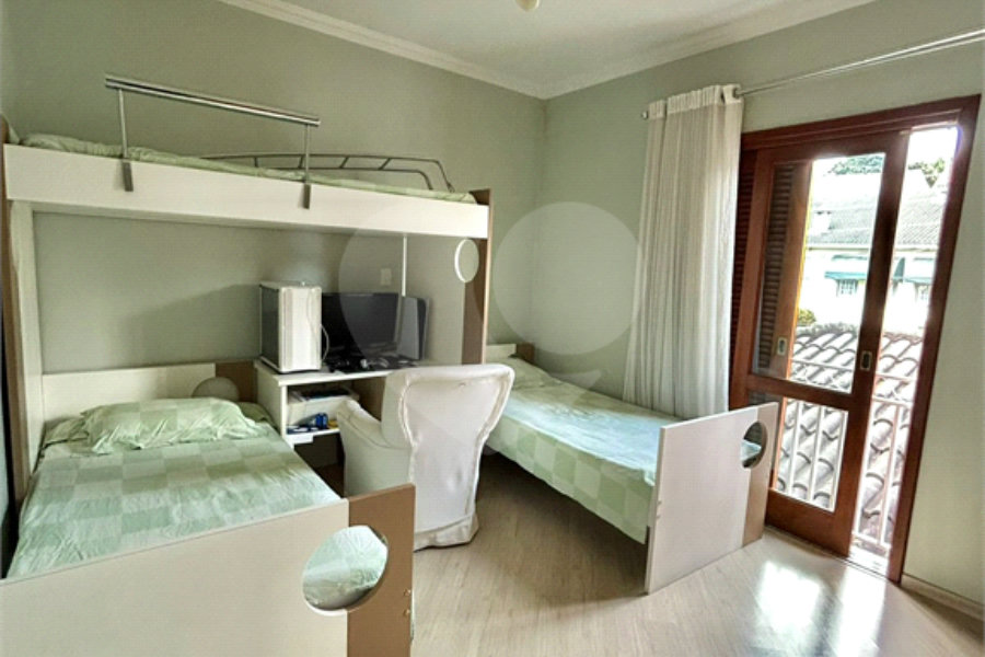 Sobrado à venda ou para alugar com 4 quartos, sendo 2 suítes, em Tremembé, São Paulo, SP