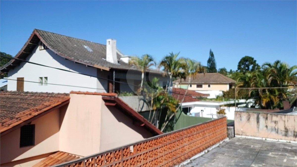 Casa Térrea à venda com 3 quartos em Interlagos, São Paulo, SP