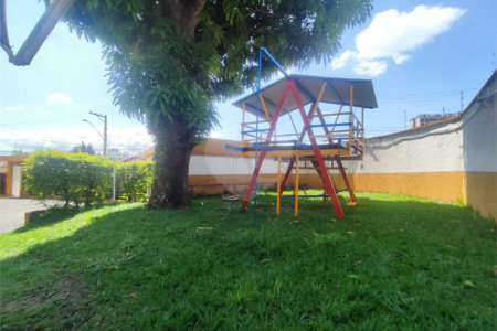 Apartamento à venda com 2 quartos, sendo 1 suíte, em Parque São Luís, Taubaté, SP