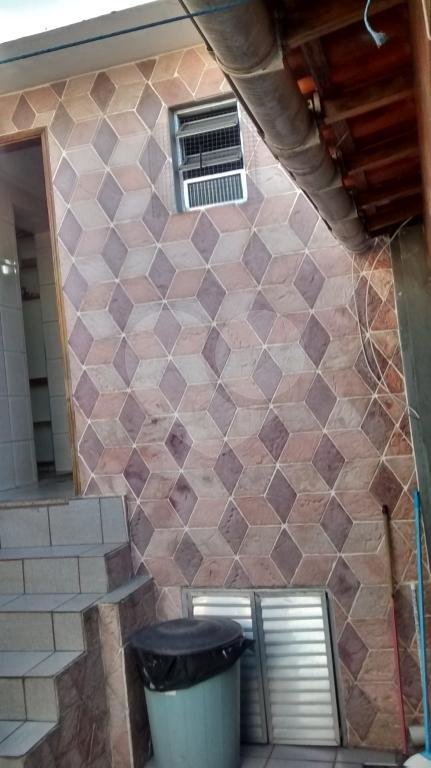 Casa à venda com 4 quartos, sendo 1 suíte, em Parque Vitória, São Paulo, SP