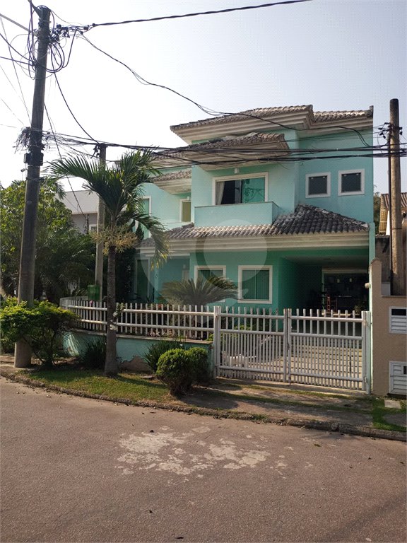 Casa à venda com 3 suítes no condomínio Mansões da Prata, Rio de Janeiro - RJ