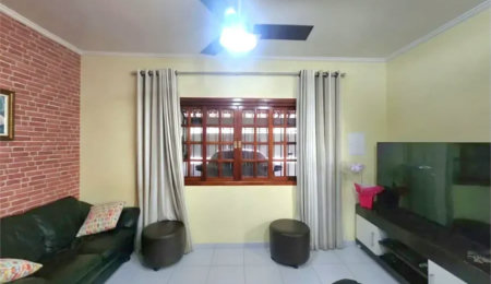 Casa à venda com 2 suítes em Vila Tiradentes, São Paulo, SP