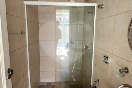 Sobrado para alugar com 3 quartos, sendo 1 suíte, em Altos do Jaraguá, Araraquara, SP