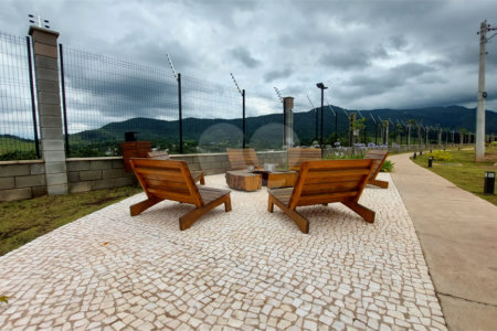 Terreno à venda no condomínio Vista da Serra, Atibaia - SP