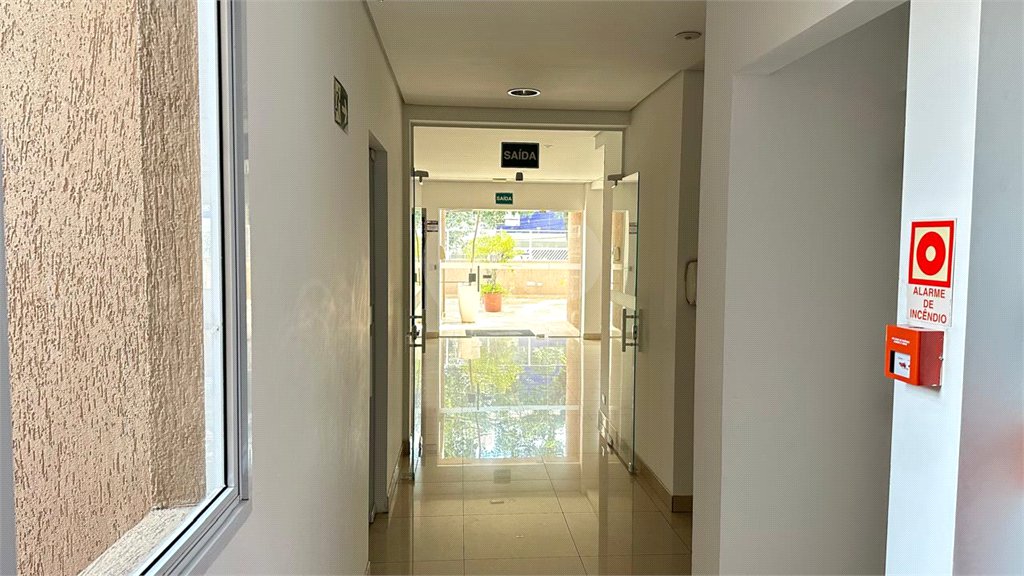 Apartamento à venda com 3 quartos, sendo 1 suíte, em Vila Santa Teresa, Santo André, SP