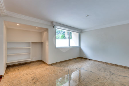 Casa de Vila à venda com 4 suítes em Chácara Flora, São Paulo, SP