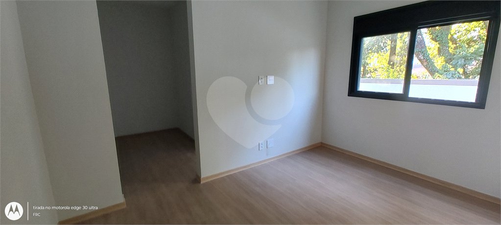 Casa à venda com 3 suítes no condomínio Reserva Ybyra, Atibaia - SP