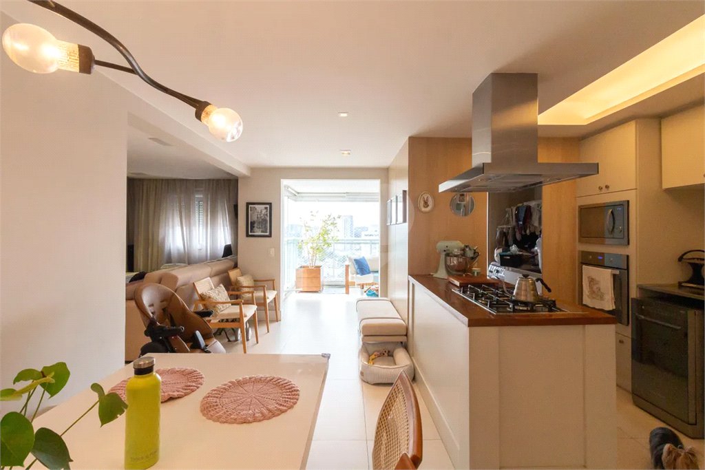Apartamento à venda com 2 quartos, sendo 1 suíte,  em Vila Sônia, São Paulo, SP