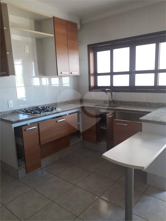 Casa à venda com 3 quartos, sendo 1 suíte, no condomínio Parque da Fazenda, Itatiba - SP