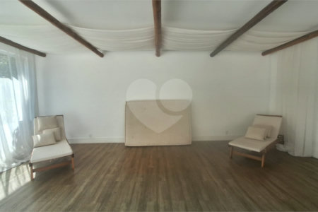 Apartamento à venda ou para alugar com 2 quartos, sendo 1 suíte, em Aparecidinha, Sorocaba, SP