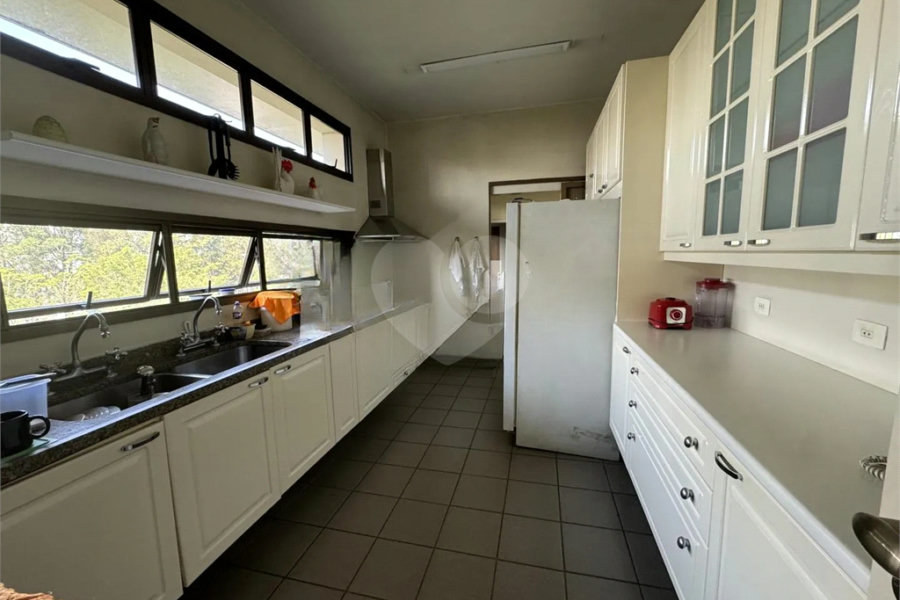 Apartamento à venda com 4 quartos, sendo 2 suítes, em Morumbi, São Paulo, SP
