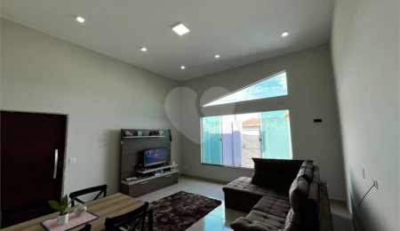 Casa à venda com 3 quartos, sendo 1 suíte,  em Jardim Monte Santo, Itapetininga, SP