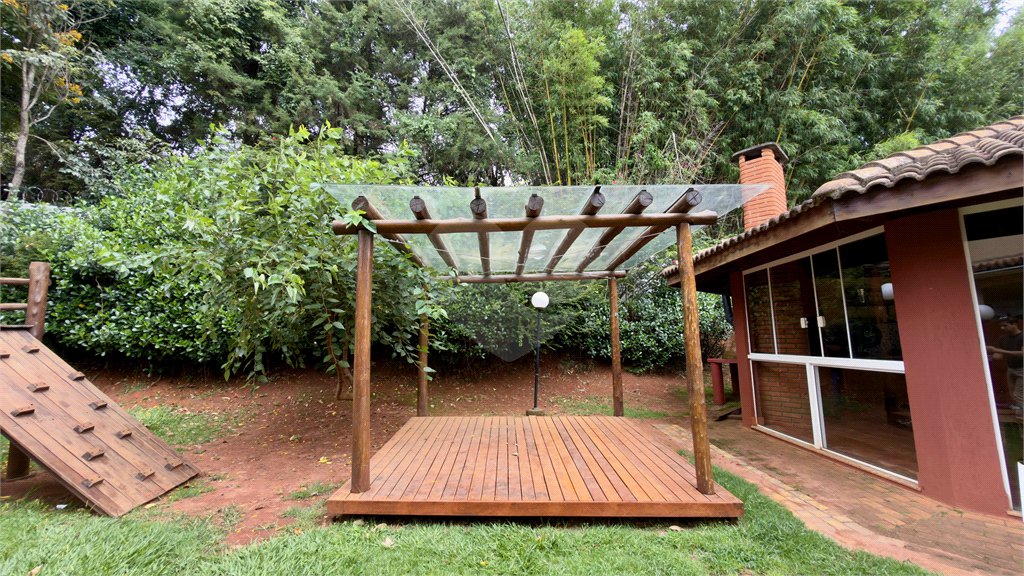 Casa à venda com 2 quartos no condomínio Portal dos Gamez, Atibaia - SP