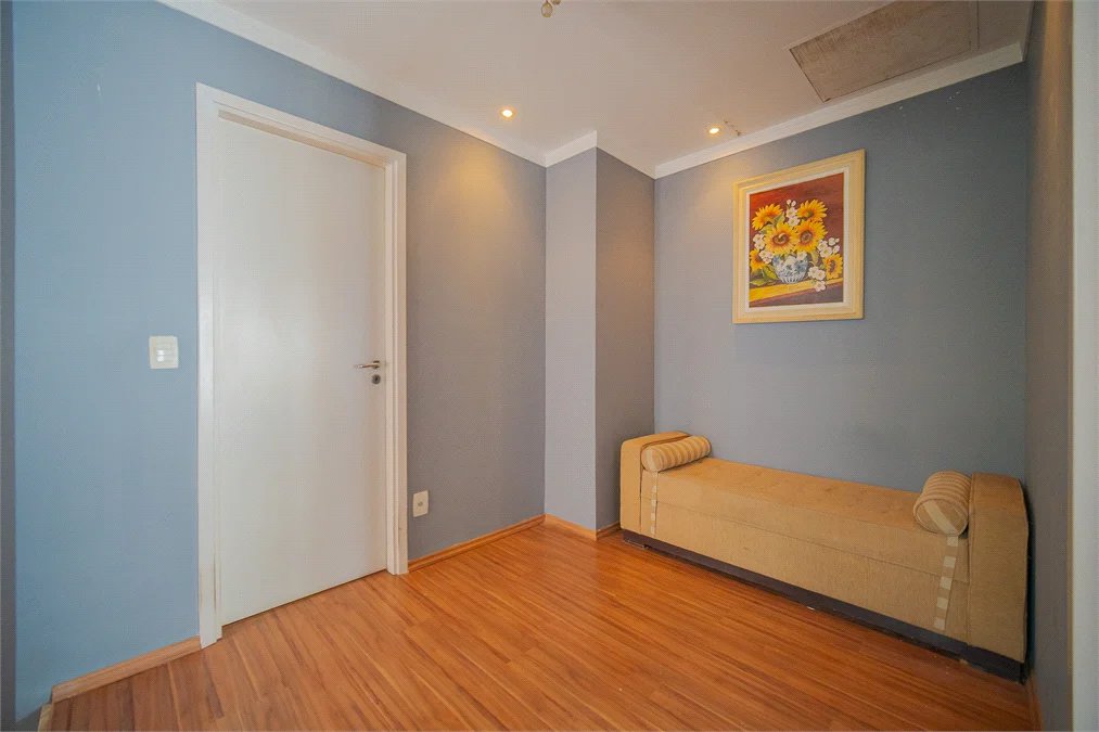 Casa à venda com 3 quartos, sendo 1 suíte,  no condomínio Queluz Vita - Casas, Cotia - SP