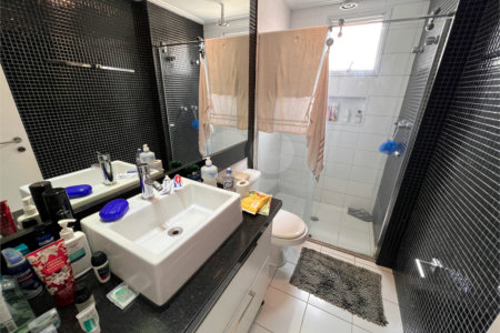 Apartamento à venda com 3 suítes em Santa Teresinha, São Paulo, SP