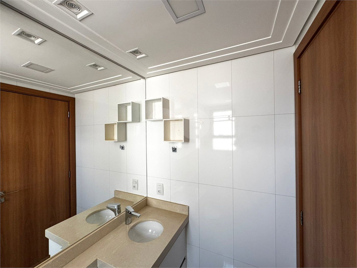 Apartamento à venda com 3 suítes em Bosque das Juritis, Ribeirão Preto, SP