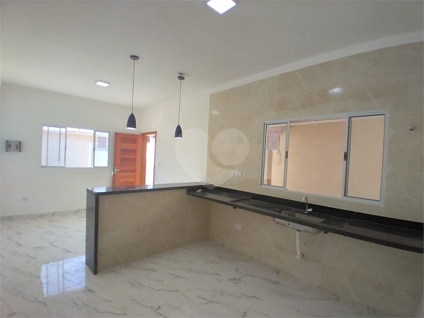 Casa Térrea à venda com 2 quartos, sendo 1 suíte, em Florida Mirim, Mongaguá, SP