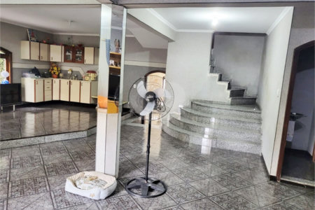 Casa à venda com 4 quartos, sendo 2 suítes, em Vila Maria Alta, São Paulo, SP