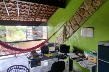 Casa à venda com 3 quartos, sendo 1 suíte,  em Vila Nova Cintra, Mogi das Cruzes, SP