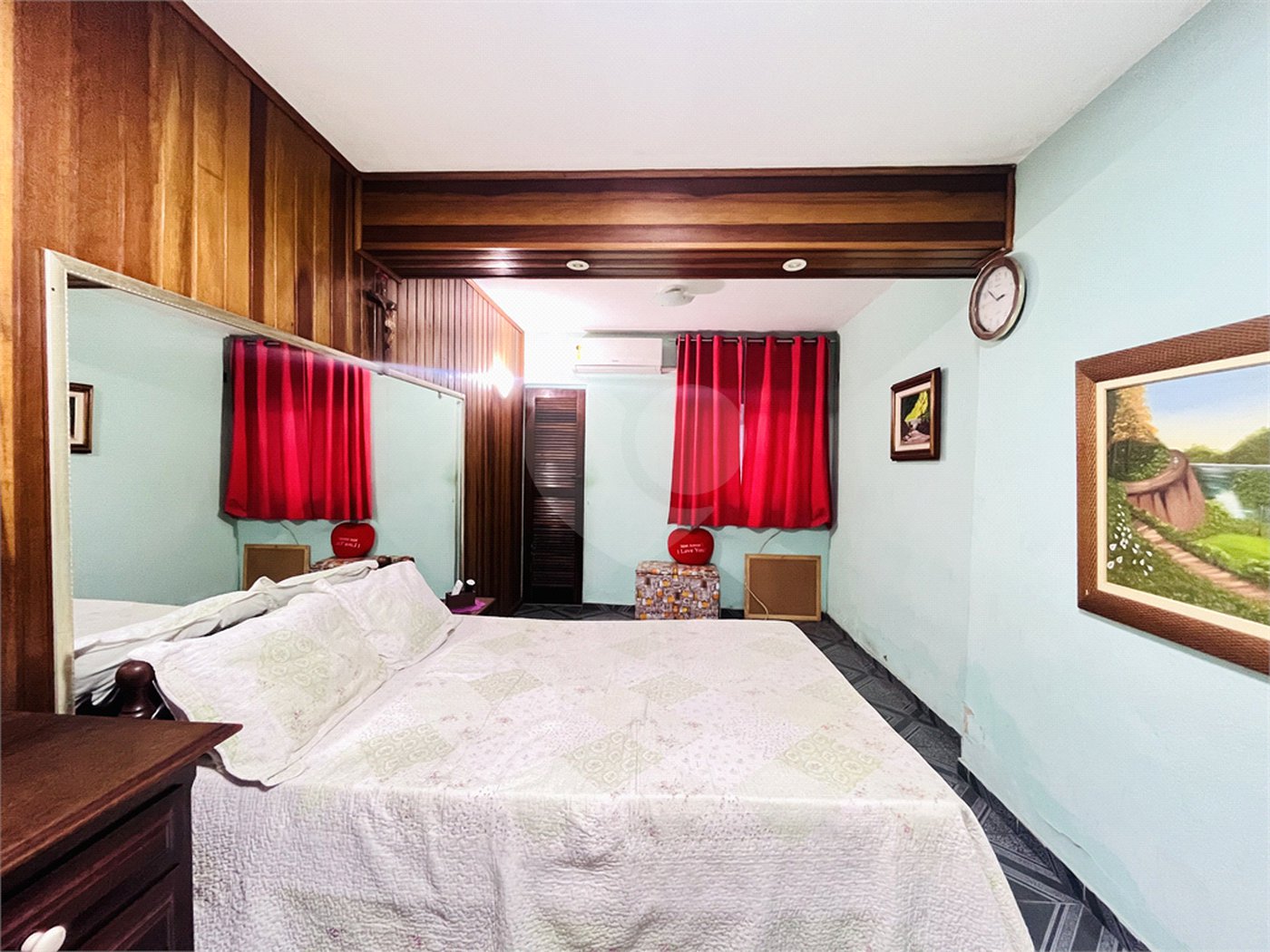 Casa à venda com 4 quartos, sendo 1 suíte, em Campo Grande, Rio de Janeiro, RJ