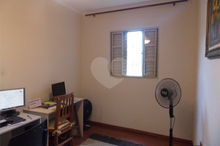Casa à venda com 4 quartos, sendo 2 suítes, em Jardins, Bragança Paulista, SP