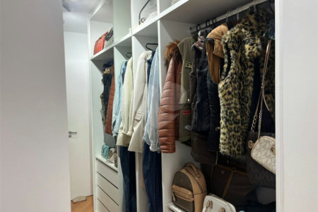 Apartamento à venda com 3 quartos, sendo 1 suíte, em Santa Teresinha, São Paulo, SP