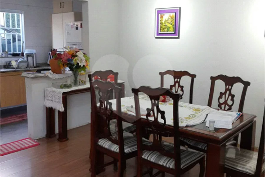 Casa à venda com 3 quartos, sendo 1 suíte, em Horto, São Paulo, SP