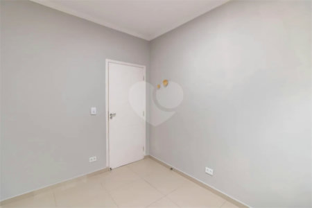 Casa à venda com 3 quartos, sendo 1 suíte, em Parque Santo Antônio, Guarulhos, SP