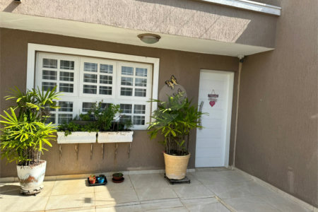 Casa à venda com 2 quartos, sendo 1 suíte, em Jardim Shangri-lá, Itapetininga, SP