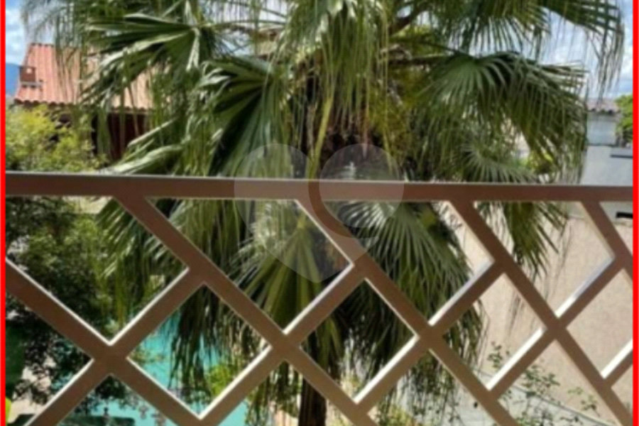 Sobrado à venda com 3 quartos em Jaraguá, São Paulo, SP