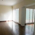 Casa à venda com 3 quartos, sendo 1 suíte,  no condomínio Praça Pero Vaz de Caminha,260, São Paulo - SP