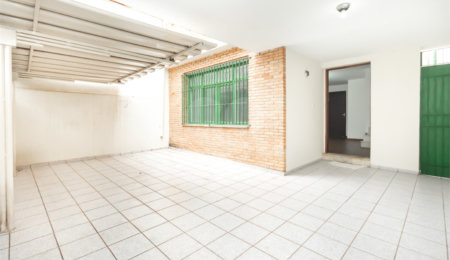 Casa à venda com 3 quartos, sendo 1 suíte,  em Vila Mascote, São Paulo, SP