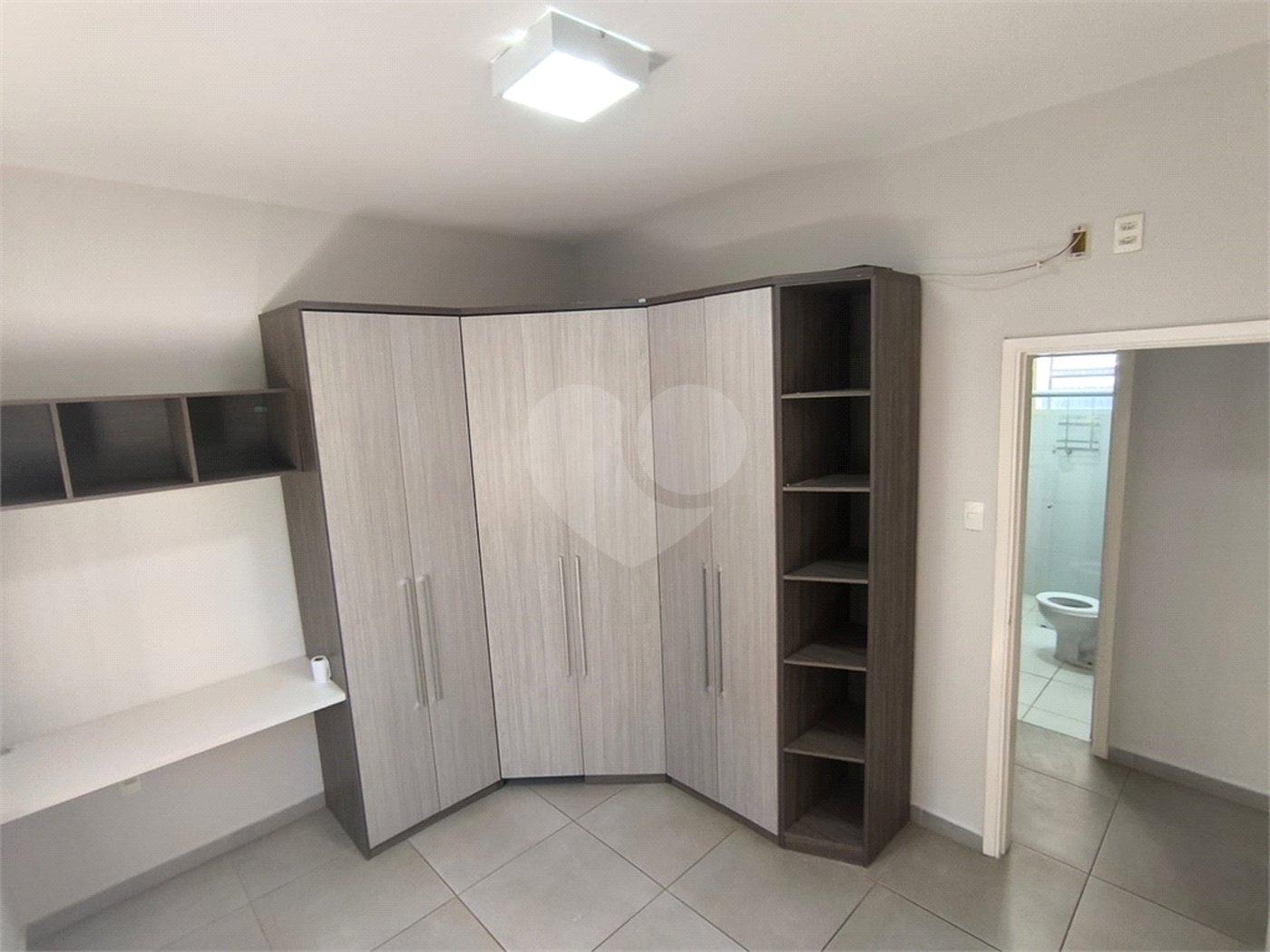 Casa à venda com 3 quartos, sendo 1 suíte, em Vila Arnaldo, São Carlos, SP