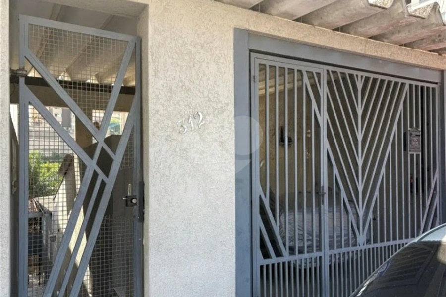 Casa com 2 Moradias Próxima à Estação Pirituba e Comércio Local