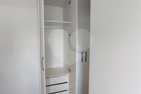 Apartamento à venda com 2 quartos, sendo 1 suíte,  em Jardim das Acácias, São Paulo, SP