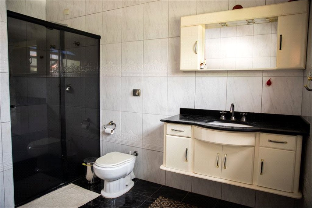 Casa à venda com 4 quartos, sendo 2 suítes,  no condomínio Villaggio Capriccio, Louveira - SP