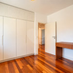 Apartamento à venda com 4 quartos, sendo 1 suíte, em Alto da Boa Vista, São Paulo, SP