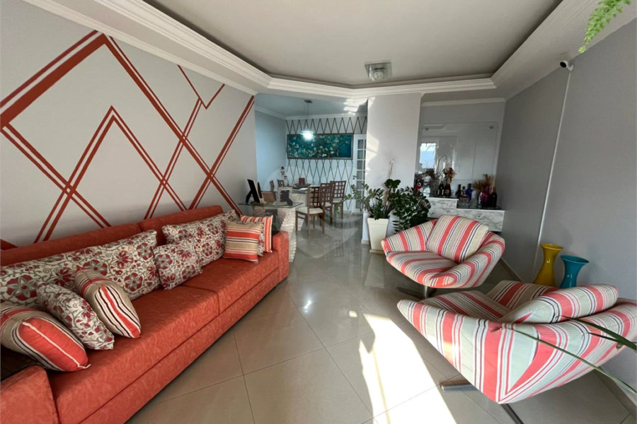 Apartamento à venda com 3 quartos, sendo 1 suíte, em Santana, São Paulo, SP