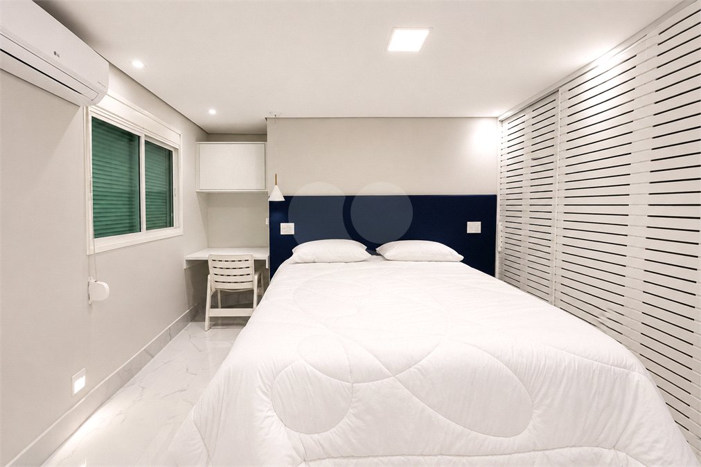 Apartamento à venda com 5 suítes em Parque Enseada, Guarujá, SP