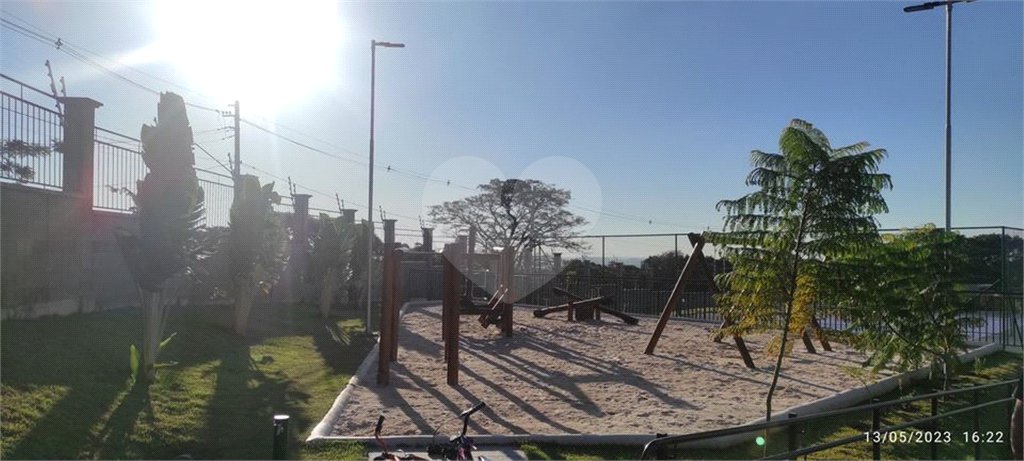 Terreno de 274,68 m² no Residencial Villeneuve