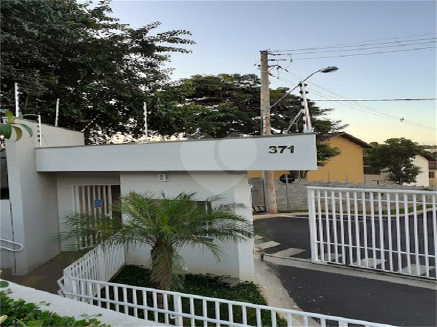 Apartamento para venda no Residencial Parque dos Manacás.