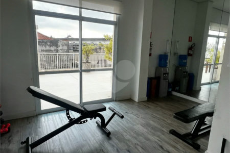 Apartamento com 246m² , 4 dormitórios , sendo 2 suítes , 4 vagas de garagem , à venda na Penha.