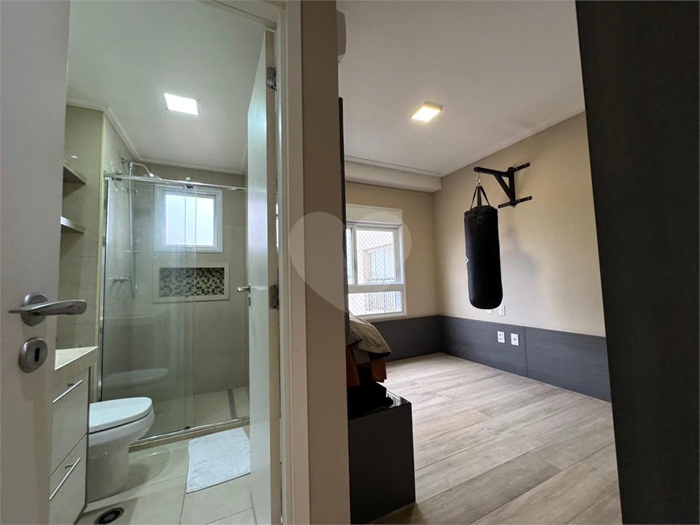 Santana Alto Padrão/Porteira Fechada, Apto. 260 m² 4 Suítes, 5 vagas 2 depósitos privativos