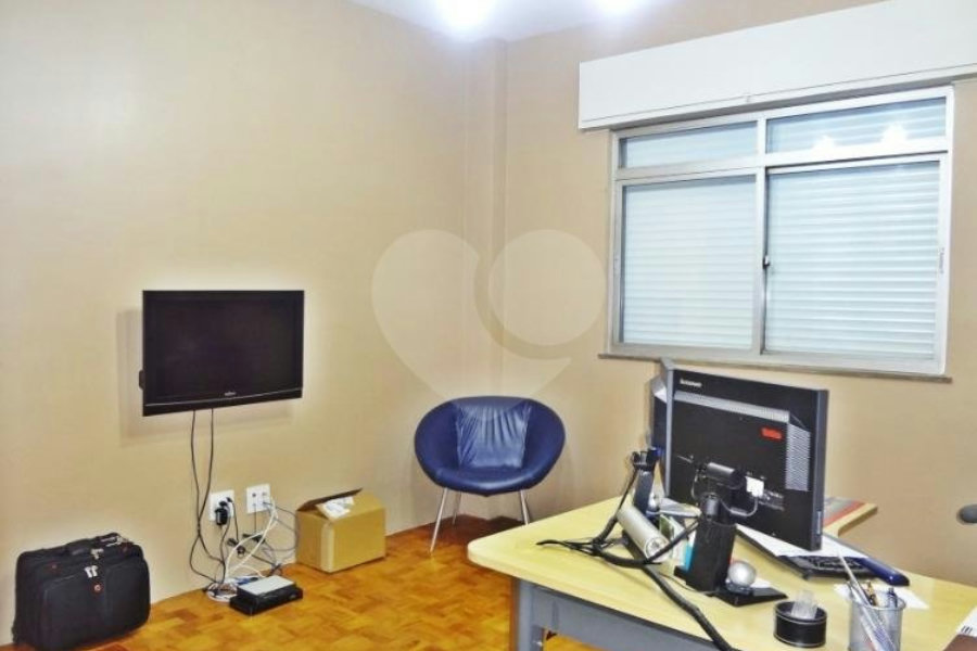 Apartamento à venda com 4 quartos, sendo 1 suíte, em Jardim Paulista, São Paulo, SP