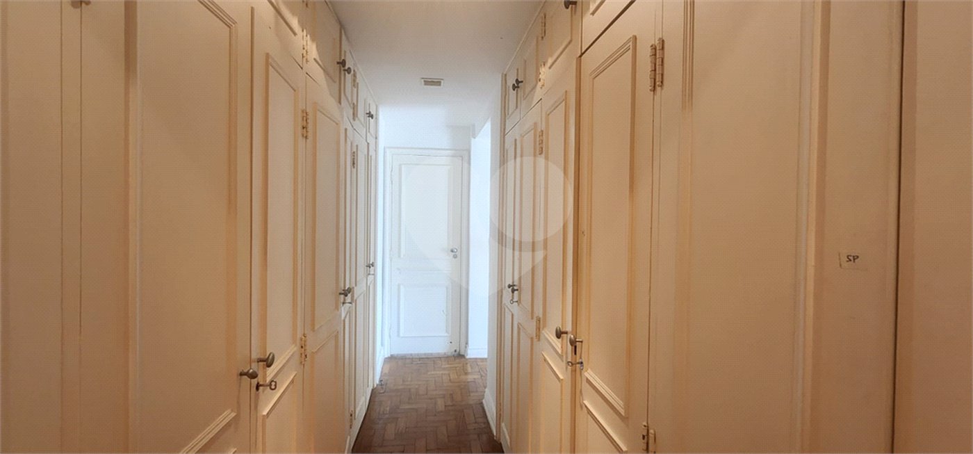 Apartamento à venda ou para alugar com 4 quartos, sendo 1 suíte, em Vila Nova Conceição, São Paulo, SP