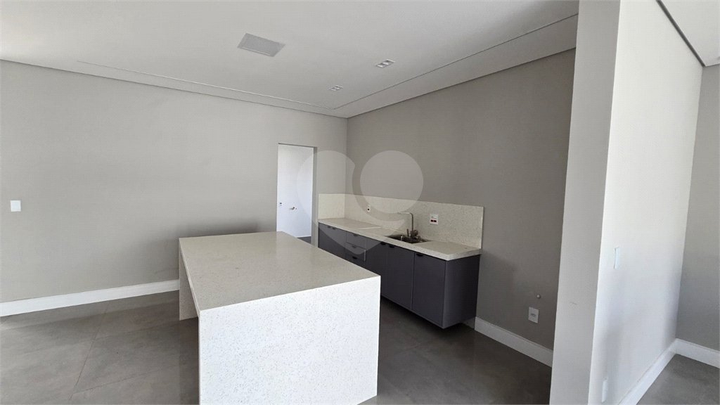 Casa à venda ou para alugar com 5 quartos, sendo 4 suítes,  no condomínio Equilibrium, Atibaia - SP